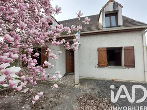 Maison à Saint-Thibault-des-Vignes (77400)