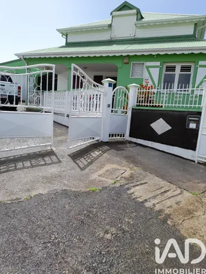 Maison d'architecte à Baie Mahault (97122)
