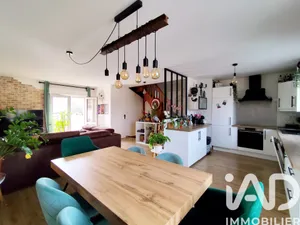 Apartment in Saulx-les-Chartreux (91160)