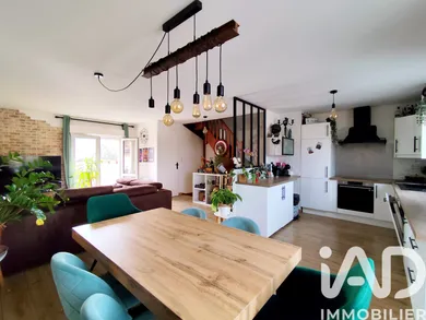 Apartment in Saulx-les-Chartreux (91160)