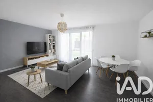 Apartment in Vaires-sur-Marne (77360)