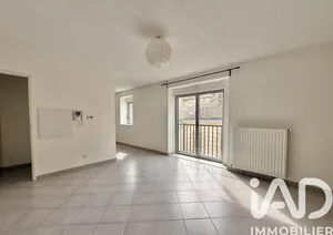 Apartment in Bordeaux (33000)