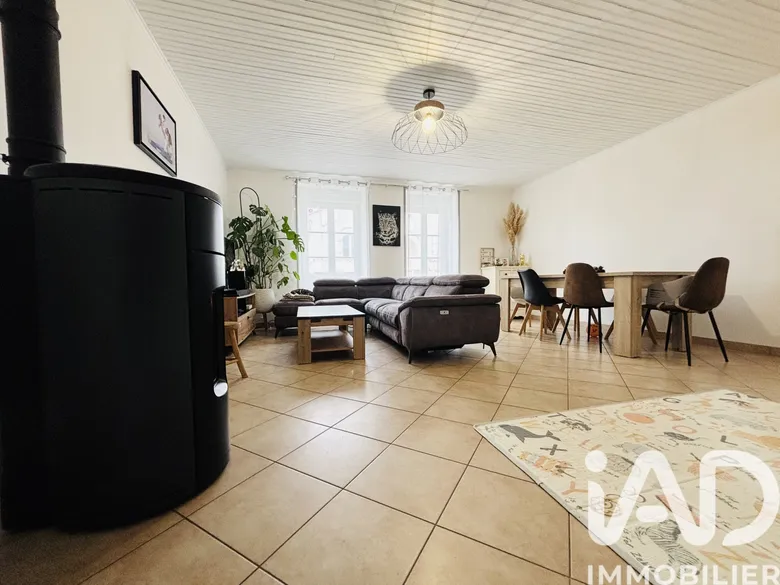 Maison 4 pièces 134 m² · à Soudan · 134 m² · 180 000 €