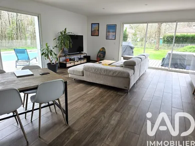 House in Grayan-et-l'Hôpital (33590)