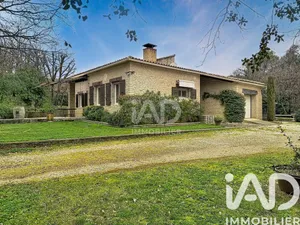 House in Gordes (84220)