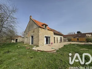 Maison de campagne à Esbarres (21170)