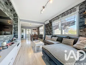 Traditional house in Laning (57660)