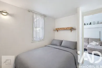 Apartment in Bagnols-en-Forêt (83600)