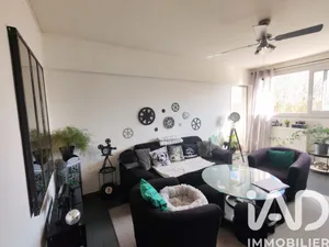 Apartment in Combs-la-Ville (77380)