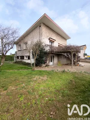 House in Renaison (42370)