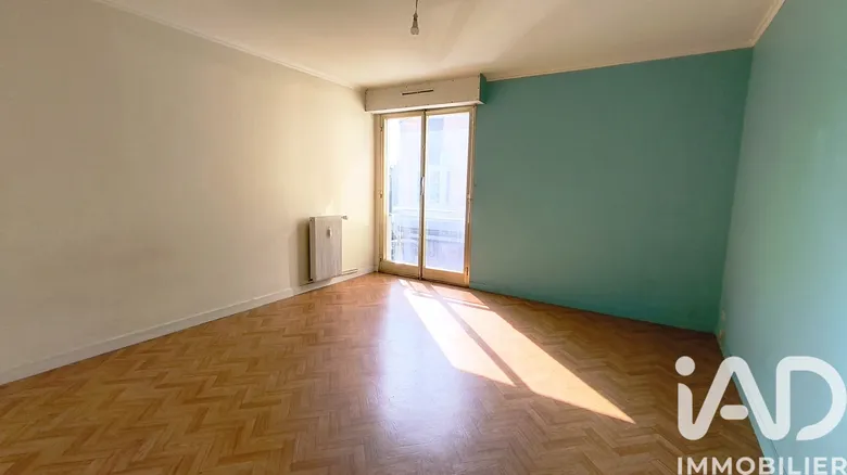 Appartement 3 pièces 70 m² · à Châteauroux · 70 m² · 56 000 €
