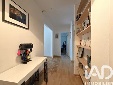 Apartment in Le Chesnay (78150)