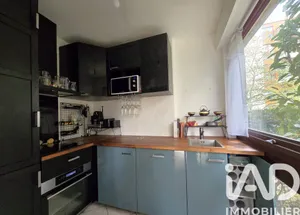 Apartment in Le Chesnay (78150)