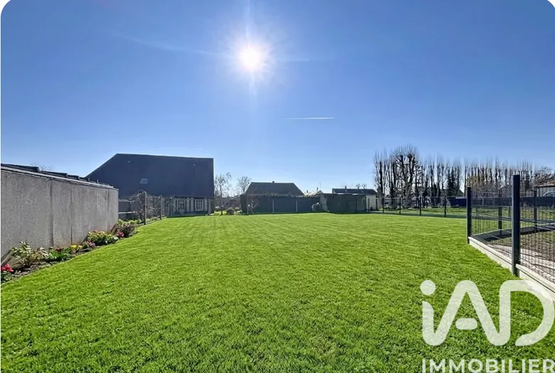 Terrain à bâtir à Le Thuit de l'Oison (27370) · 69 000 €