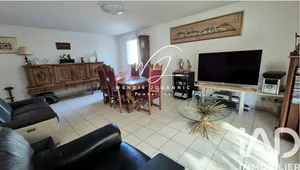 Apartment in Hyères (83400)