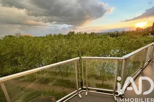 Apartment in Créteil (94000)