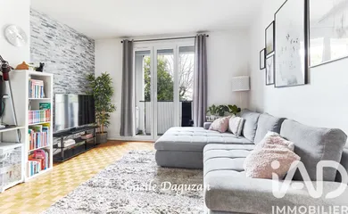 Apartment in Bougival (78380)