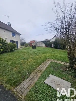 Traditional house in Montreuil-aux-Lions (02310)