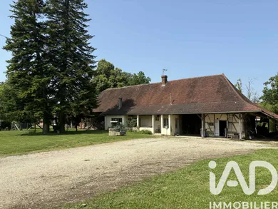 Longère à Saint-Germain-du-Bois (71330)