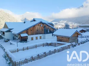 Chalet in Saint-Jean-d'Aulps (74430)