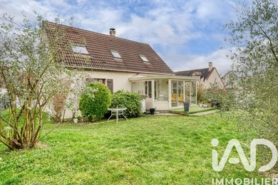 House in Saint-Prix (95390)