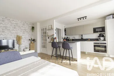 Apartment in Rosny-sur-Seine (78710)