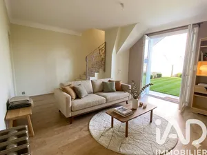 Townhouse in Niort (79000)