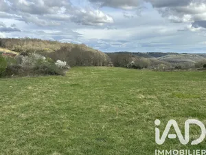 Terrain à bâtir à Saint-Pierre-Lafeuille (46090)