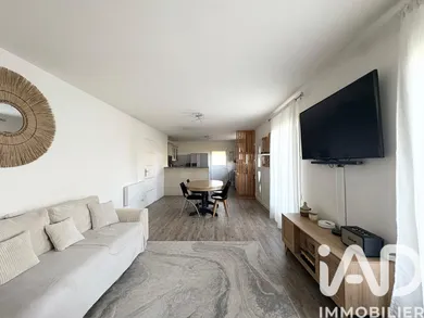 Maison traditionnelle à Saint-Médard-d'Eyrans (33650)