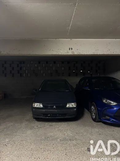 Parking à Issy-les-Moulineaux (92130)