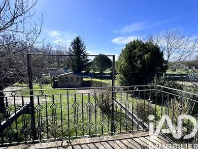 House in La Rivière (33126)