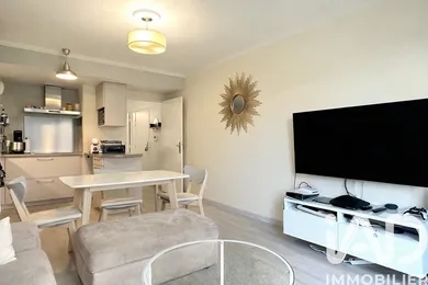 Apartment in Bobigny (93000)