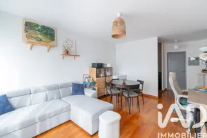 Apartment in Yerres (91330)