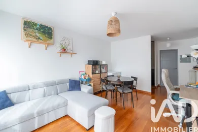 Apartment in Yerres (91330)