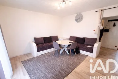 Apartment in Le Pontet (84130)