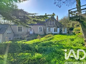 Domaine à Val-du-Layon (49190)