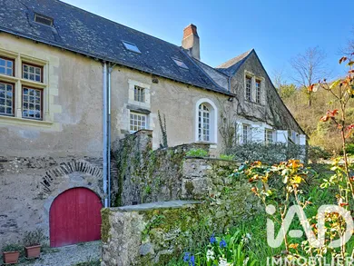 Domaine à Val-du-Layon (49190)