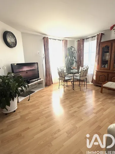 Apartment in Bussy-Saint-Georges (77600)