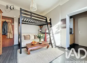 Apartment in Toulon (83000)