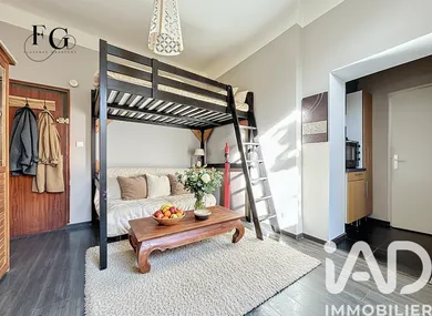 Apartment in Toulon (83000)