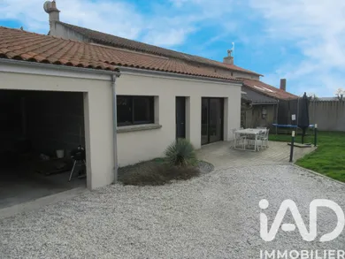 House in Chiché (79350)