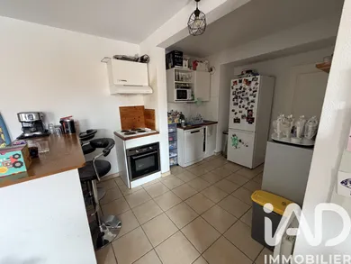 Appartement à Bordeaux (33300)