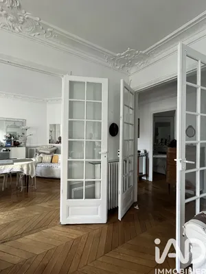 Appartement à Paris (75015)