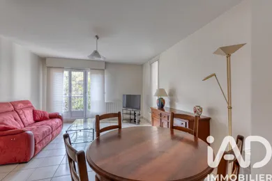 Apartment in Grenoble (38000)