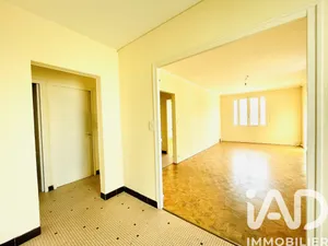 Townhouse in Le Blanc (36300)