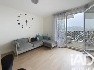 Apartment in Louvres (95380)