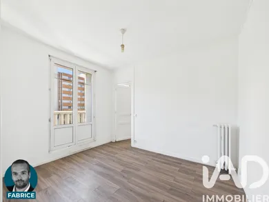Apartment in Maisons-Alfort (94700)