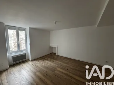 Maison à Étriché (49330)