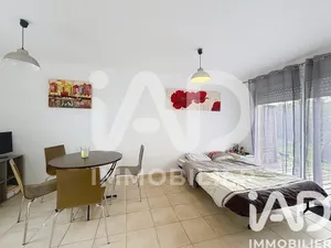 Apartment in La Rochelle (17000)