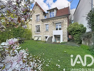 Traditional house in Enghien-les-Bains (95880)